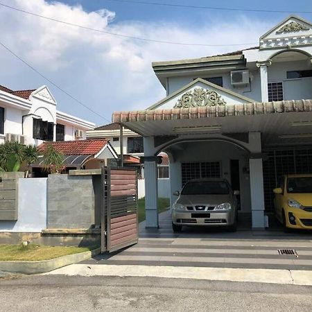Very Spacious,Cozy And Peaceful Home In Bm Bukit Mertajam Luaran gambar